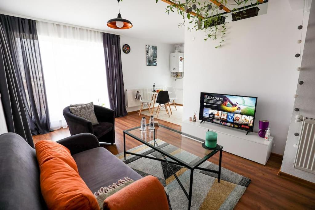 Modern Condo With Parking, Sibiu Exterior foto
